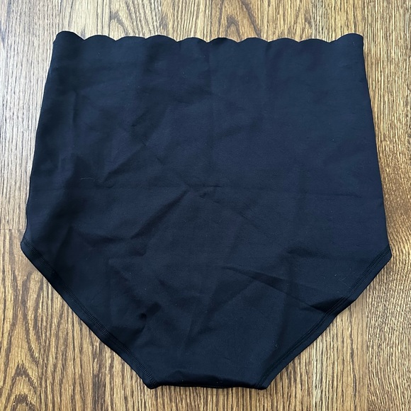 Baobei Maternity & Postpartum Support Bloomers - Scallop Edge Black, size Large - Picture 2 of 4